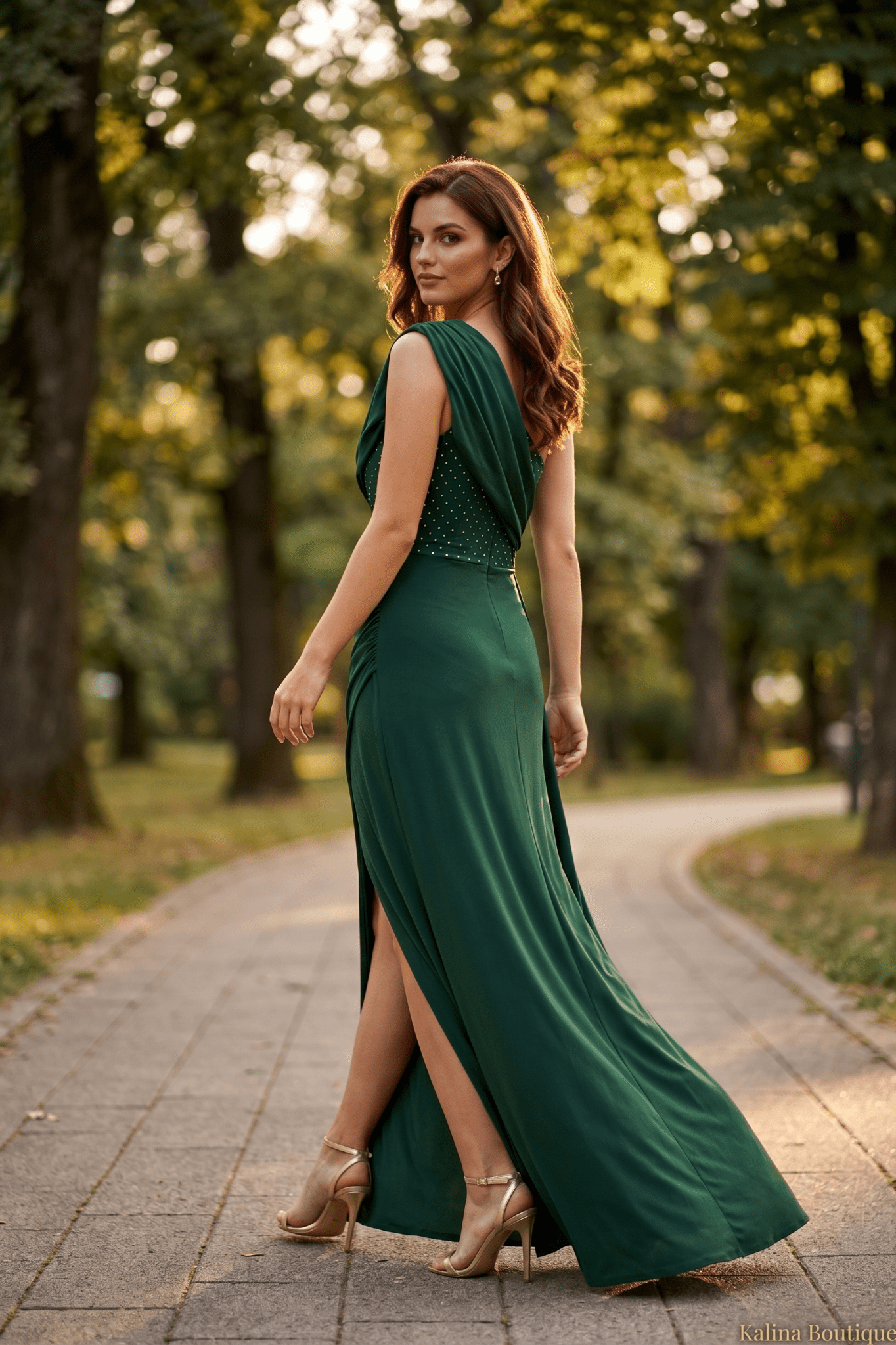 VELORA | Elegantna Večernja Haljina